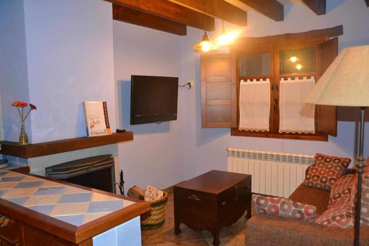 Apartamento La Casa Del Abuelo Justo Minagon Exterior foto